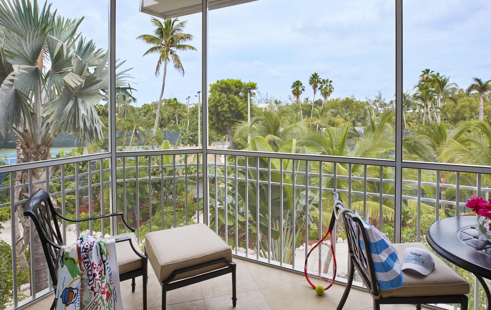 Cheeca Lodge & Spa Islamorada Kültér fotó A view of the golf course from a guest room at The Boca Raton Resort